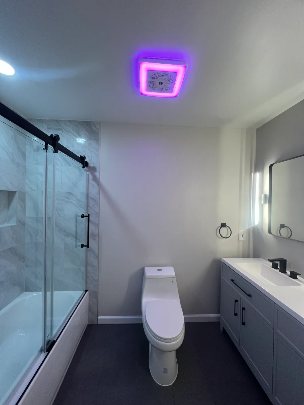 hooper-residence-bathroom-after-remodeling